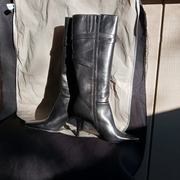 Women's boots - Picture 1 of 4